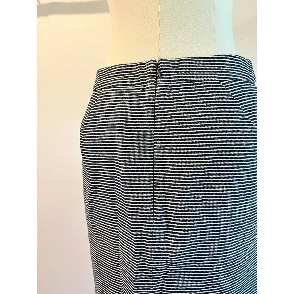 Kate Spade Saturday 100% Cotton Blue Railroad Stripe Mini Skirt Size Small